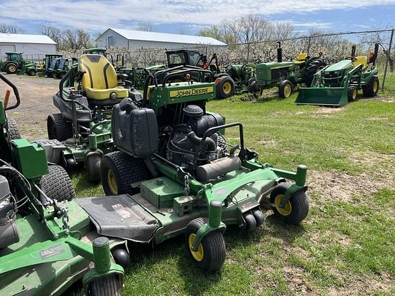 Image of John Deere 652R Primary image