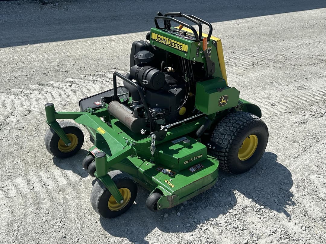 Image of John Deere 652R Primary image