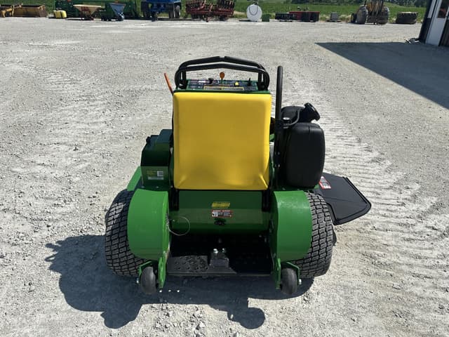 Image of John Deere 652R equipment image 3