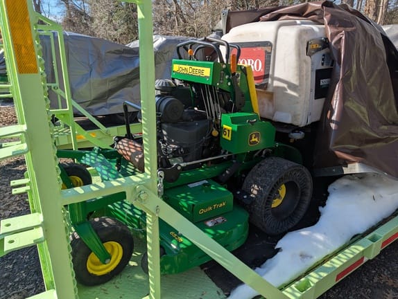 2023 John Deere 652R Equipment Image0