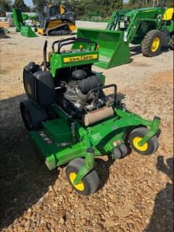 2023 John Deere 652R Equipment Image0