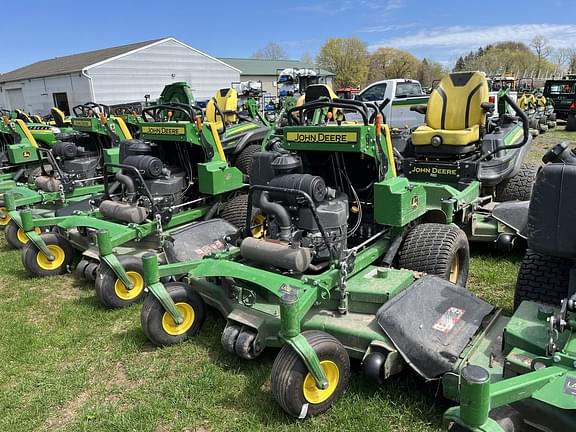Image of John Deere 652R equipment image 2