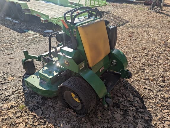 Image of John Deere 652R equipment image 2