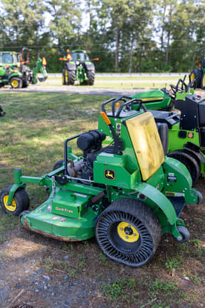 Image of John Deere 652R equipment image 4