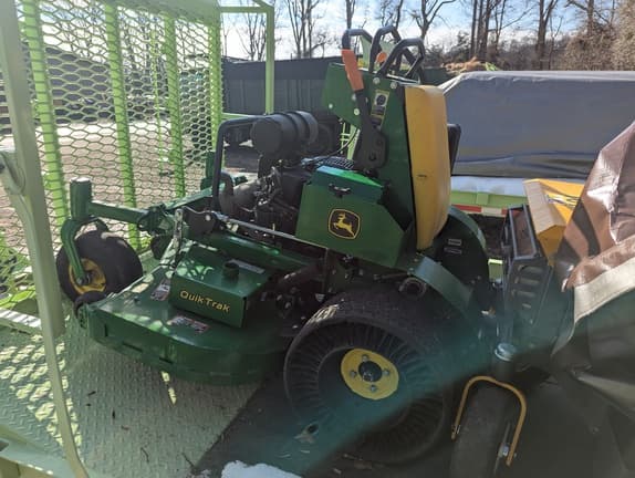 Image of John Deere 652R equipment image 2