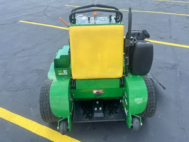 Image of John Deere 652R equipment image 4