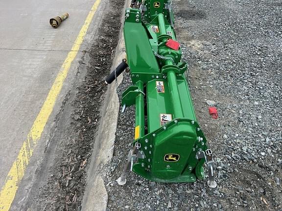 Image of John Deere 665 equipment image 2