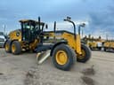 2023 John Deere 672G Image