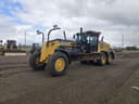 2023 John Deere 672G Image
