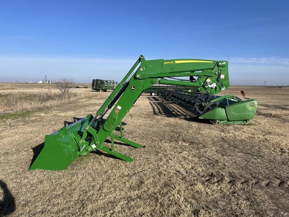 2023 John Deere 680R Equipment Image0