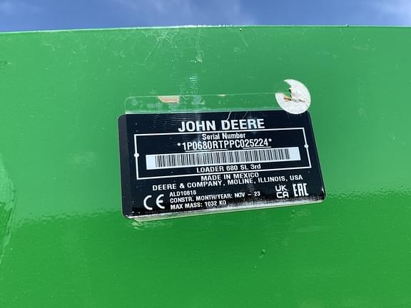Image of John Deere 680R equipment image 1