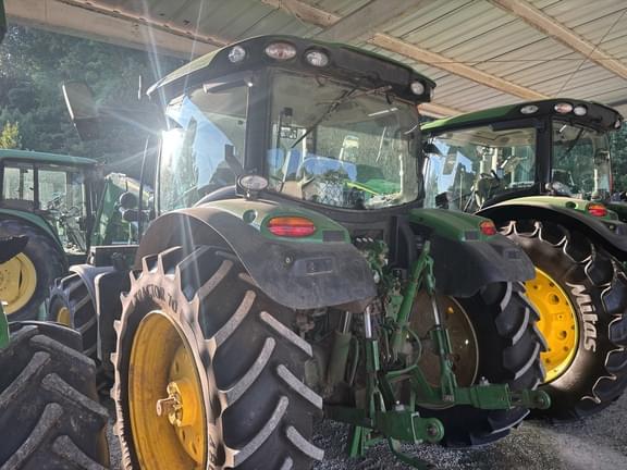 Image of John Deere 6R 110 equipment image 3