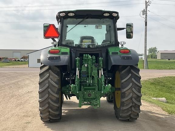 Image of John Deere 6R 110 equipment image 3