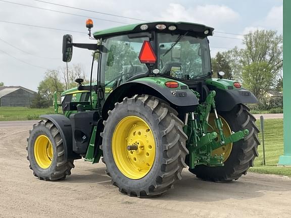 Image of John Deere 6R 110 equipment image 2