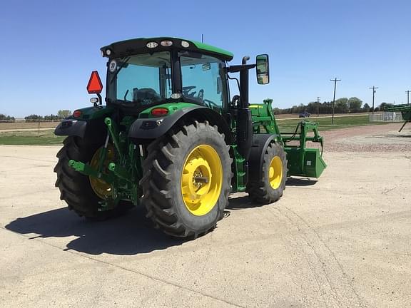 Image of John Deere 6R 110 equipment image 3