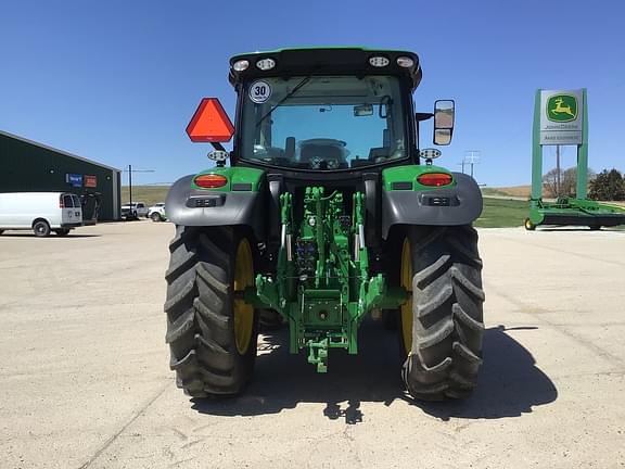 Image of John Deere 6R 110 equipment image 4