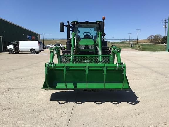Image of John Deere 6R 110 equipment image 1