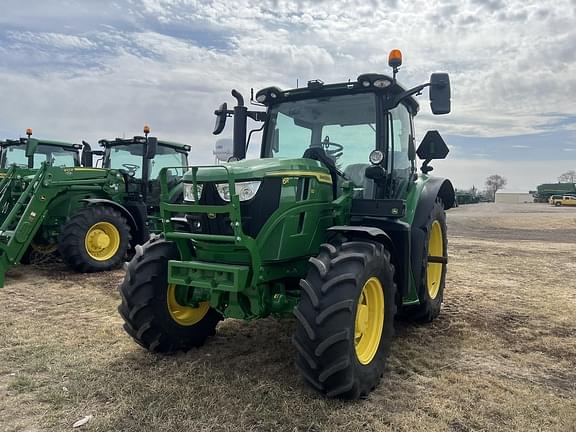 Image of John Deere 6R 110 equipment image 2