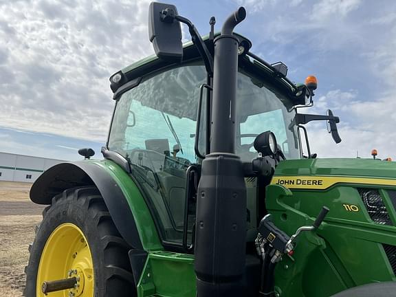 Image of John Deere 6R 110 equipment image 4