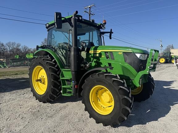 Image of John Deere 6R 120 equipment image 4