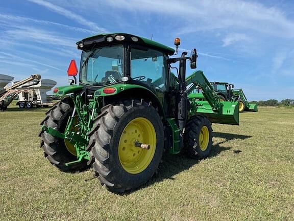 Image of John Deere 6R 120 equipment image 4