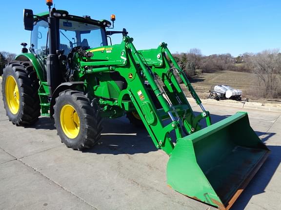 Image of John Deere 6R 120 equipment image 2