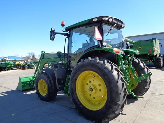 Image of John Deere 6R 120 equipment image 4