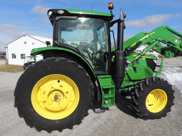 Image of John Deere 6R 120 equipment image 3