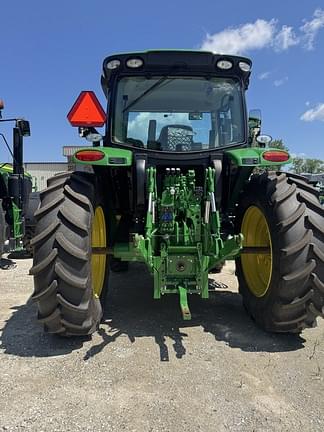 Image of John Deere 6R 120 equipment image 4