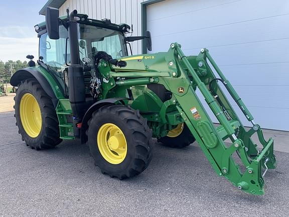 Image of John Deere 6R 130 equipment image 2