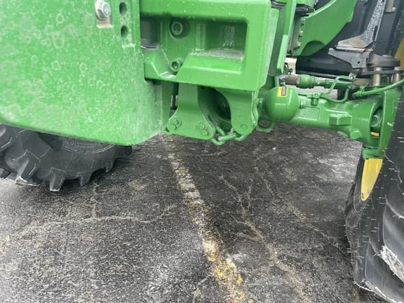 Image of John Deere 6R 130 equipment image 4