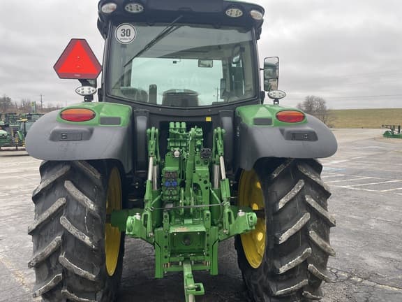 Image of John Deere 6R 130 equipment image 4