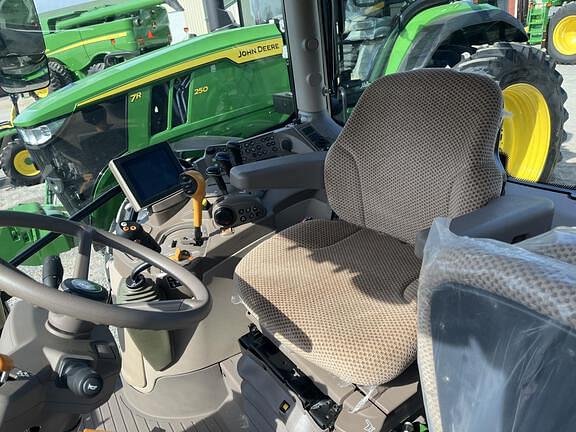 Image of John Deere 6R 130 equipment image 1