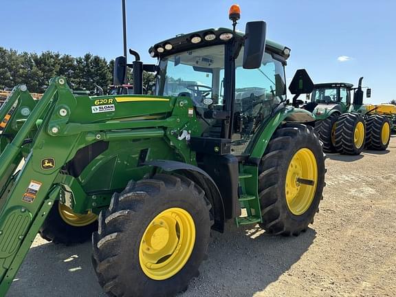 Image of John Deere 6R 130 equipment image 4