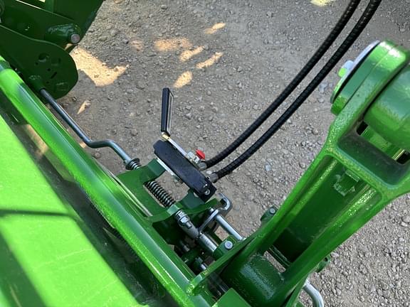 Image of John Deere 6R 130 equipment image 3