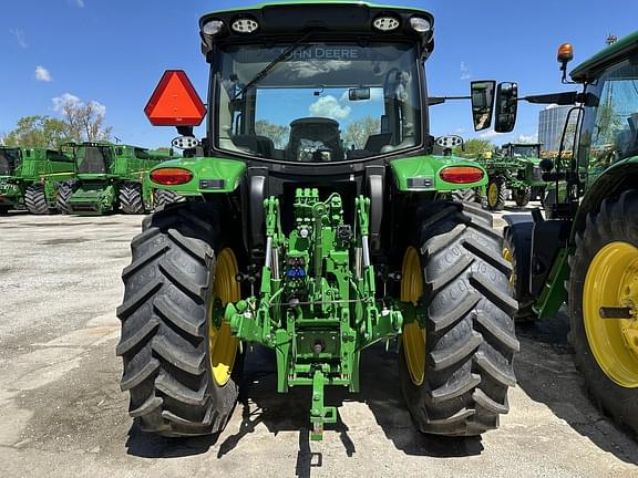 Image of John Deere 6R 130 equipment image 4