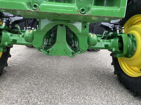 Image of John Deere 6R 130 equipment image 4