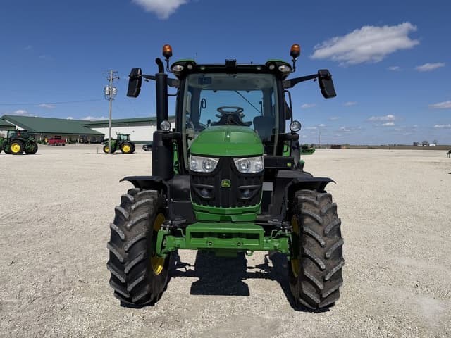 Image of John Deere 6R 130 equipment image 4