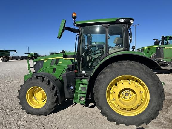 Image of John Deere 6R 140 equipment image 3