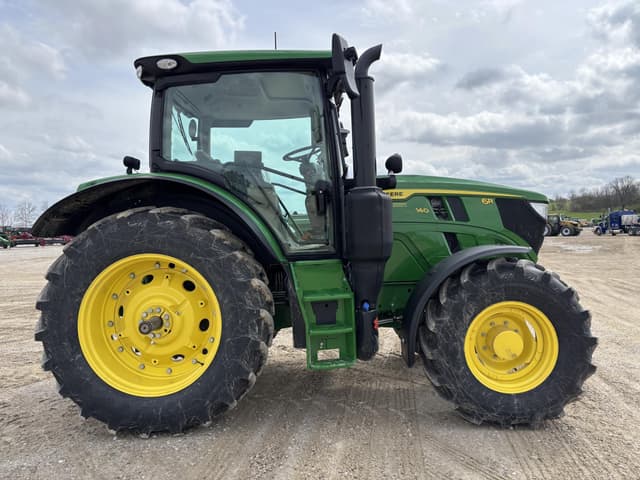 Image of John Deere 6R 140 equipment image 3