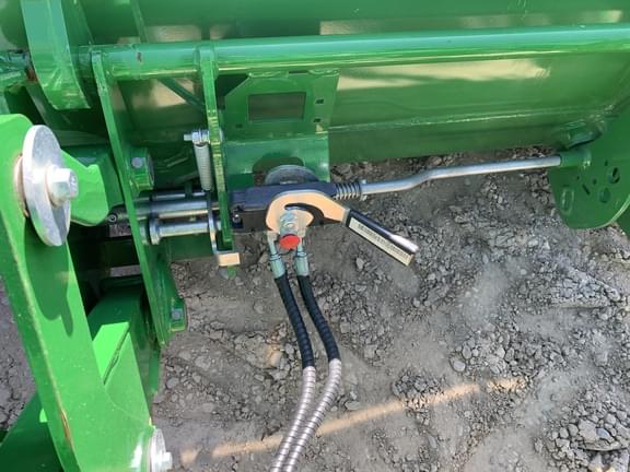 Image of John Deere 6R 145 equipment image 4