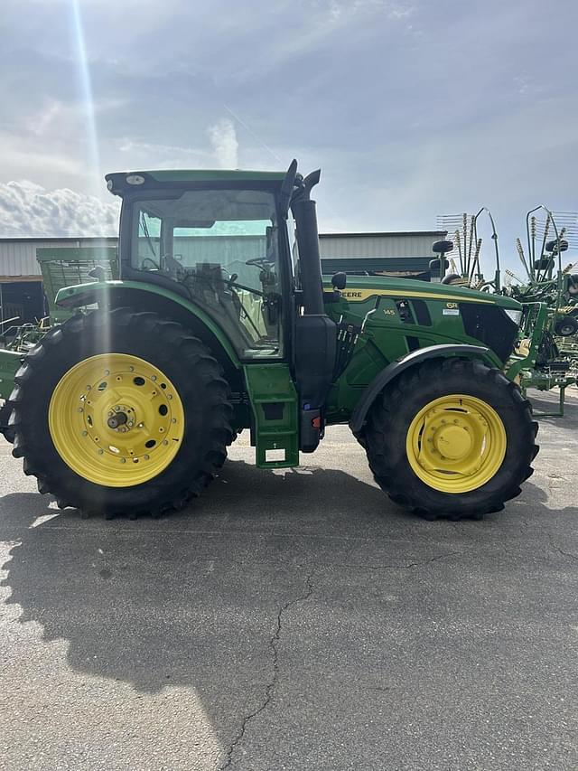 Image of John Deere 6R 145 equipment image 4