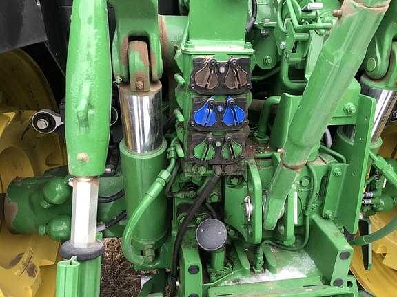 Image of John Deere 6R 145 equipment image 4