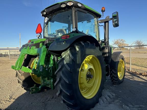 Image of John Deere 6R 145 equipment image 4