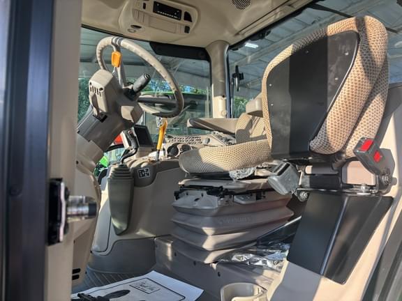 Image of John Deere 6R 145 equipment image 2