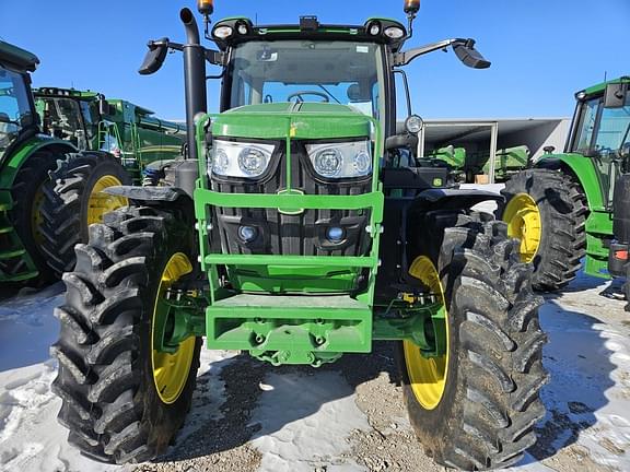 Image of John Deere 6R 145 equipment image 4