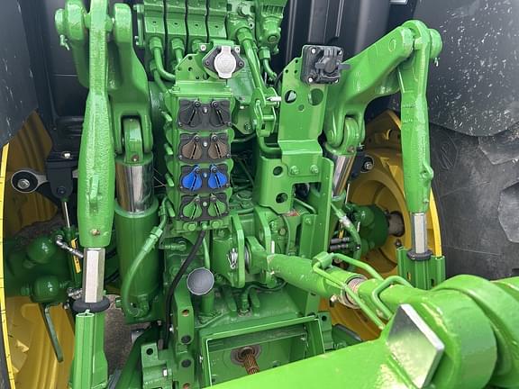 Image of John Deere 6R 145 equipment image 2