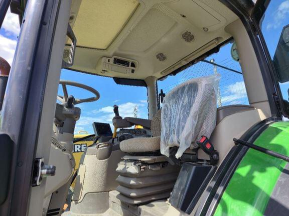 Image of John Deere 6R 155 equipment image 4