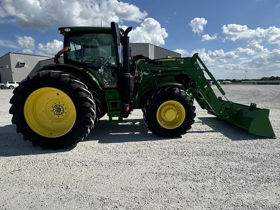 Image of John Deere 6R 155 equipment image 3