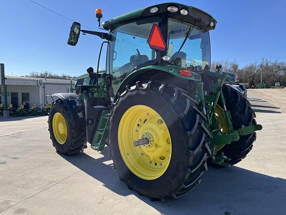 Image of John Deere 6R 155 equipment image 2